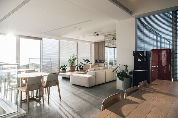 Restaurant - Sunlight on the peninsula (Hengchun)