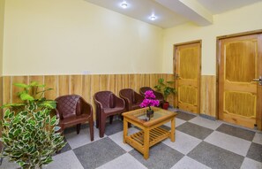 Interior - Madhuvan 2BHK, W/ Food, parking, Mountain View (Manali)