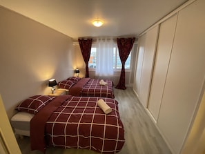 2 bedrooms, WiFi, bed sheets