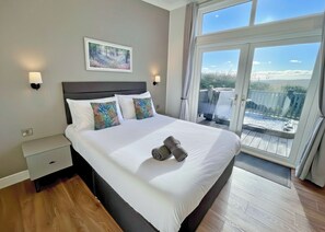 4 bedrooms