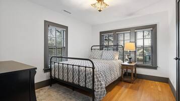 2 bedrooms, travel crib, WiFi, bed sheets