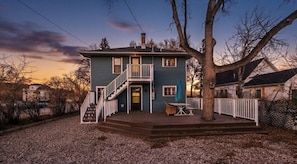 Exterior - 915 QUincy · Charming Duplex Upstairs Unit (Rapid City)