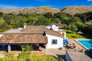 Exterior - CAN VILA with pool, A/C, Wifi, close to the beach, table tennis, outdoor barbecue (IB)