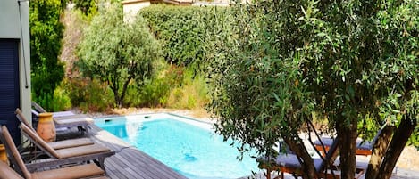 Piscine extérieure, piscine chauffée
