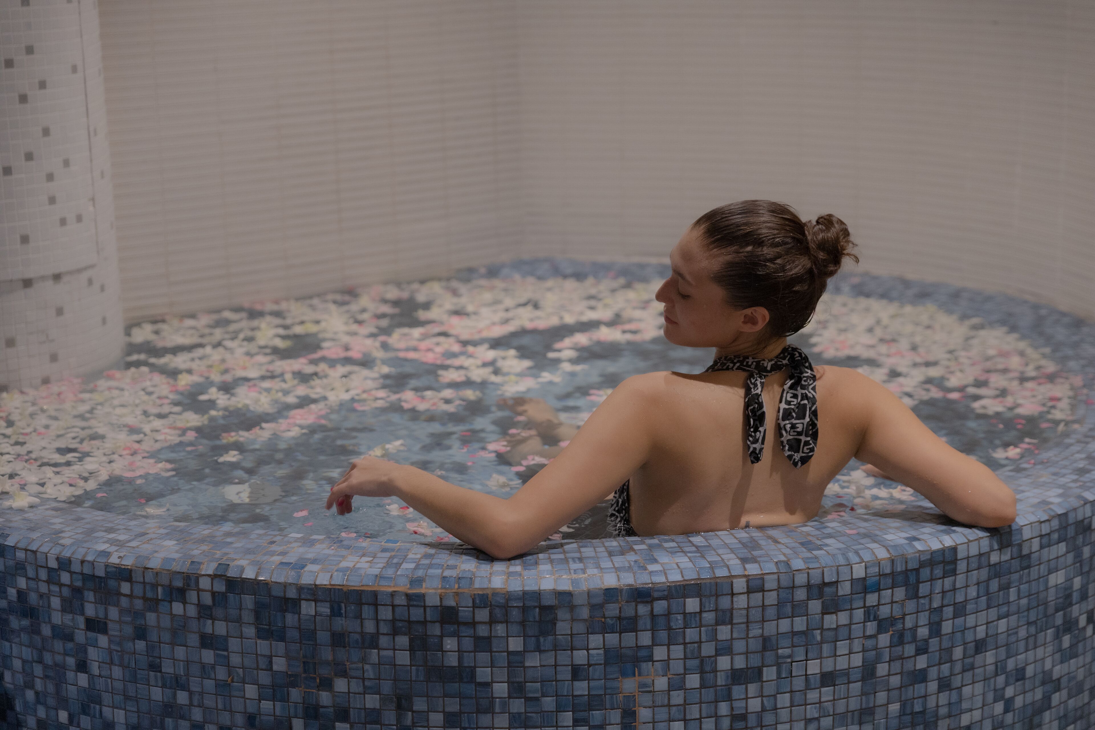 Couples treatment room(s), body treatments, hydrotherapy