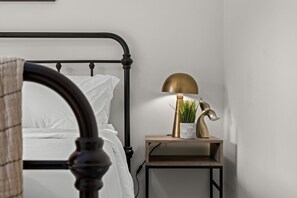 1 chambre, fer et planche à repasser, lit parapluie, Wi-Fi gratuit