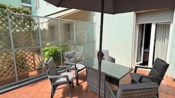 Room, 1 Double Bed with Sofa bed, Ensuite | Terrace/patio