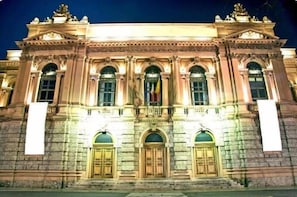Pièce de théâtre