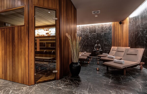 Soins corporels, massages aux pierres chaudes, massages sportifs