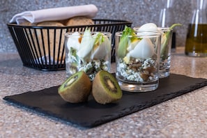 Tägliches inbegriffenes Frühstücksbuffet