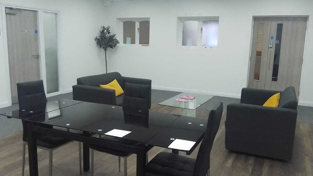 Unclassified image, 1 of 7, button - Premium Inn Apartments (Castleford)
