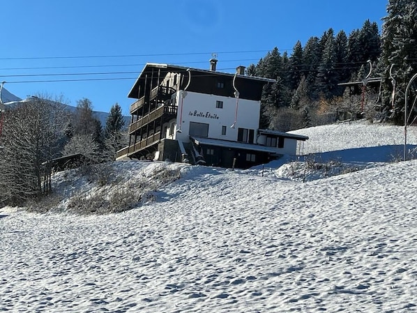Esterni