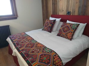 4 camere, Wi-Fi, lenzuola