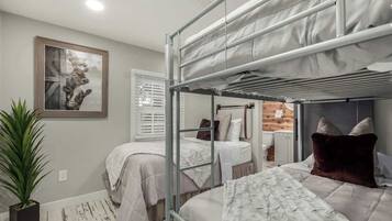 Desk, iron/ironing board, free WiFi