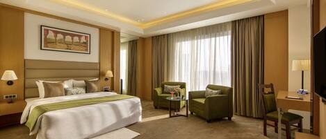 Deluxe Suite, 1 King Bed