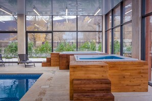 Una piscina techada
