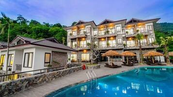 واجهة المنشأة