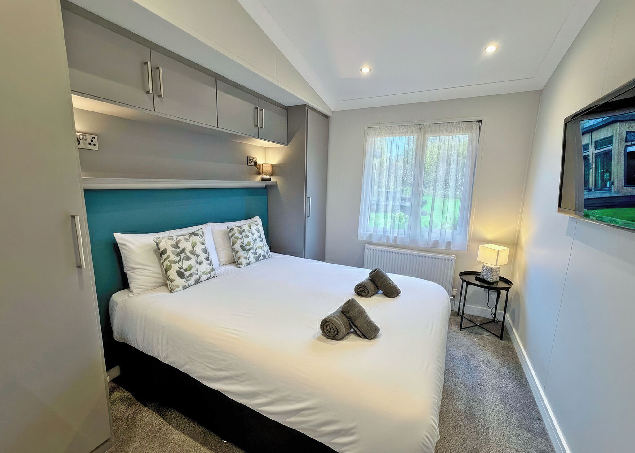 4 bedrooms