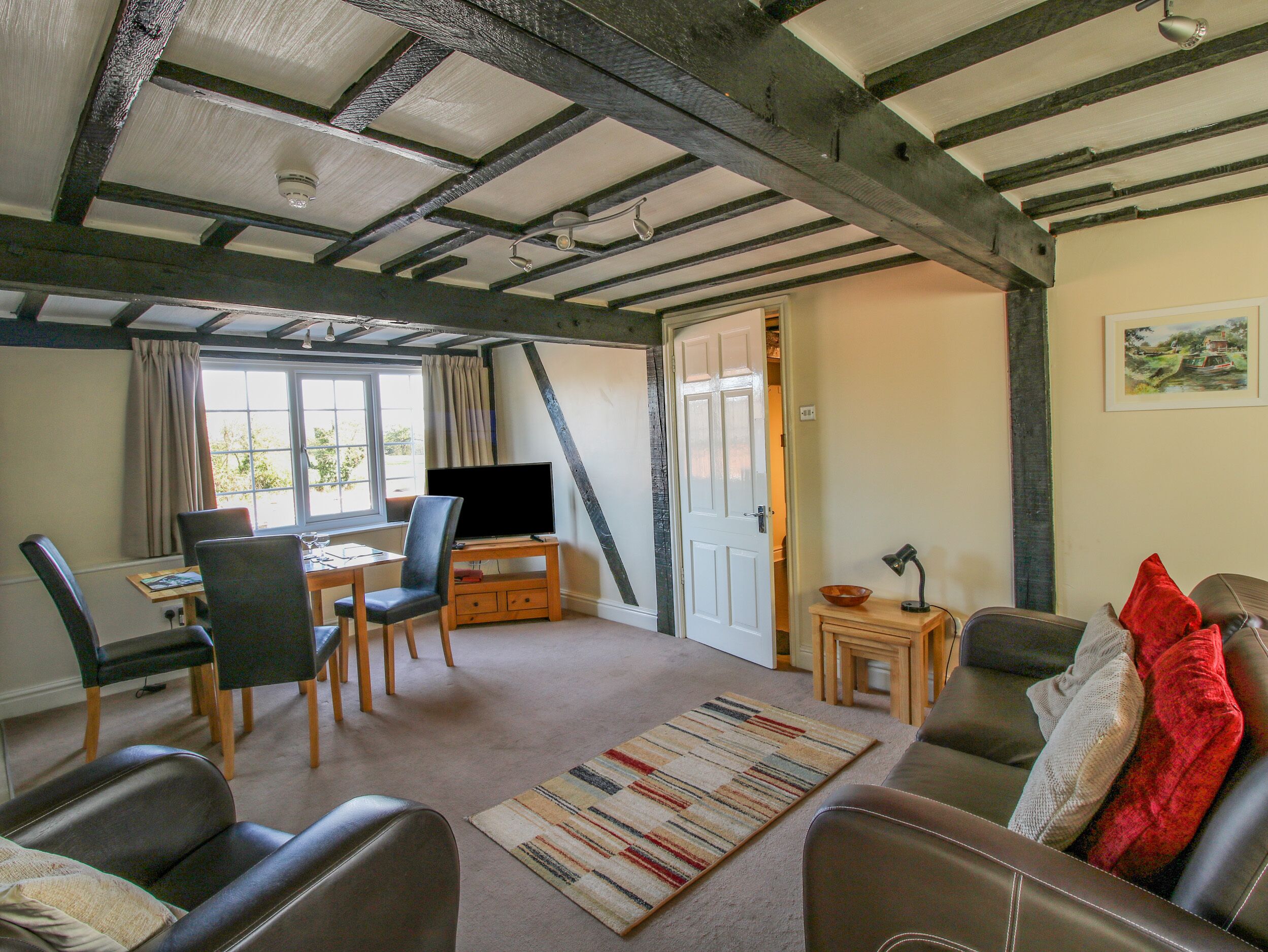 Mill End, Pet Friendly, Character Holiday Cottage In Wrenbury - Whitchurch
