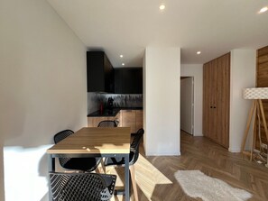 Dining - Spacious renovated studio near slopes with balcony, WiFi included, for 4 people in Pra Loup (Pra-Loup)