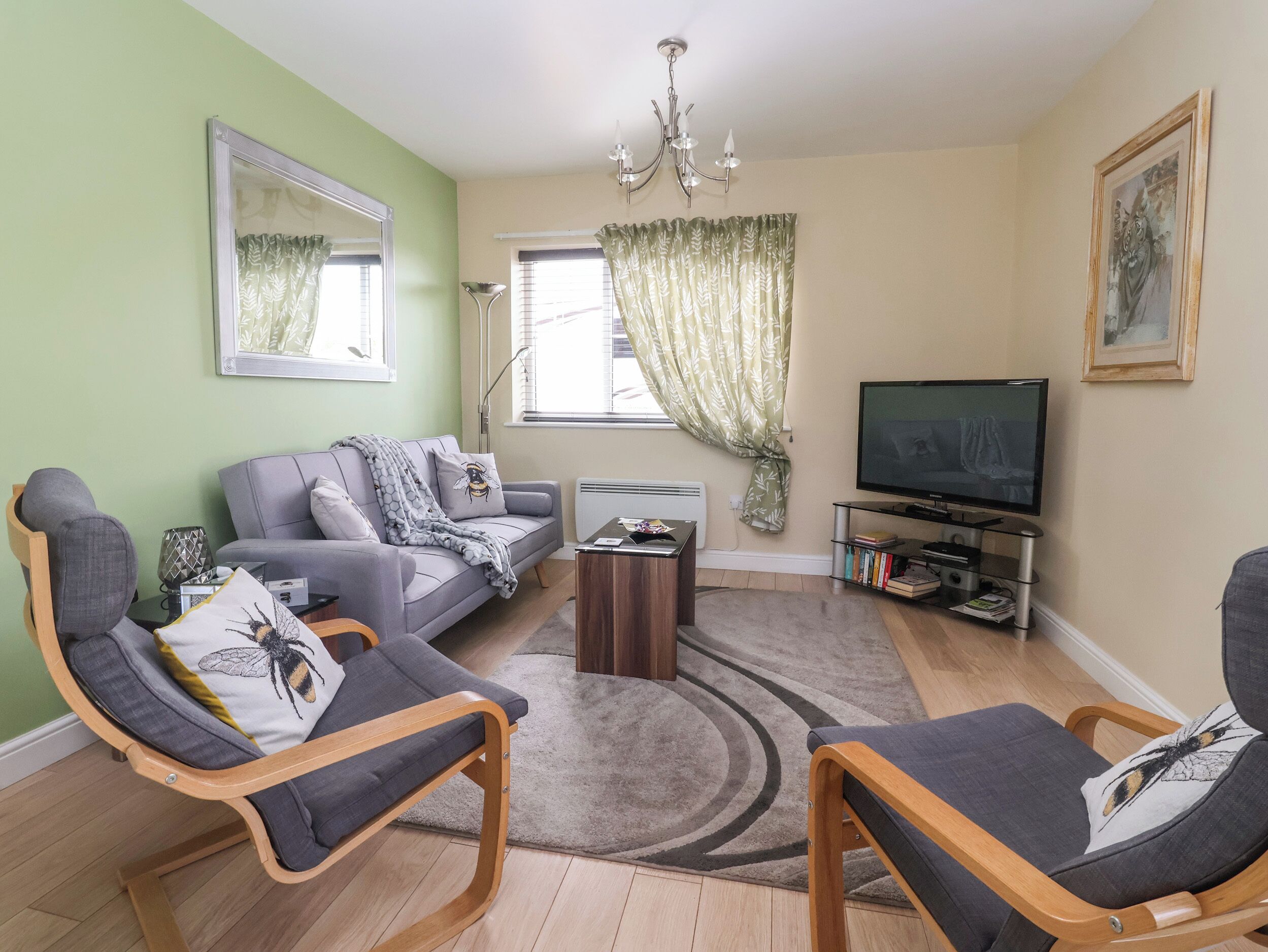 Church View, Pet Friendly, Character Holiday Cottage In Atwick - North Yorkshire