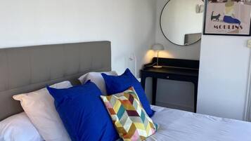 1 bedroom, WiFi, bed sheets