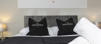 Champagne House - 3 Bedroom Townhouse