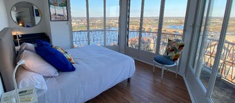 Panoramic apartment in Moulins center with terrace, 2 bedrooms, and modern amenities