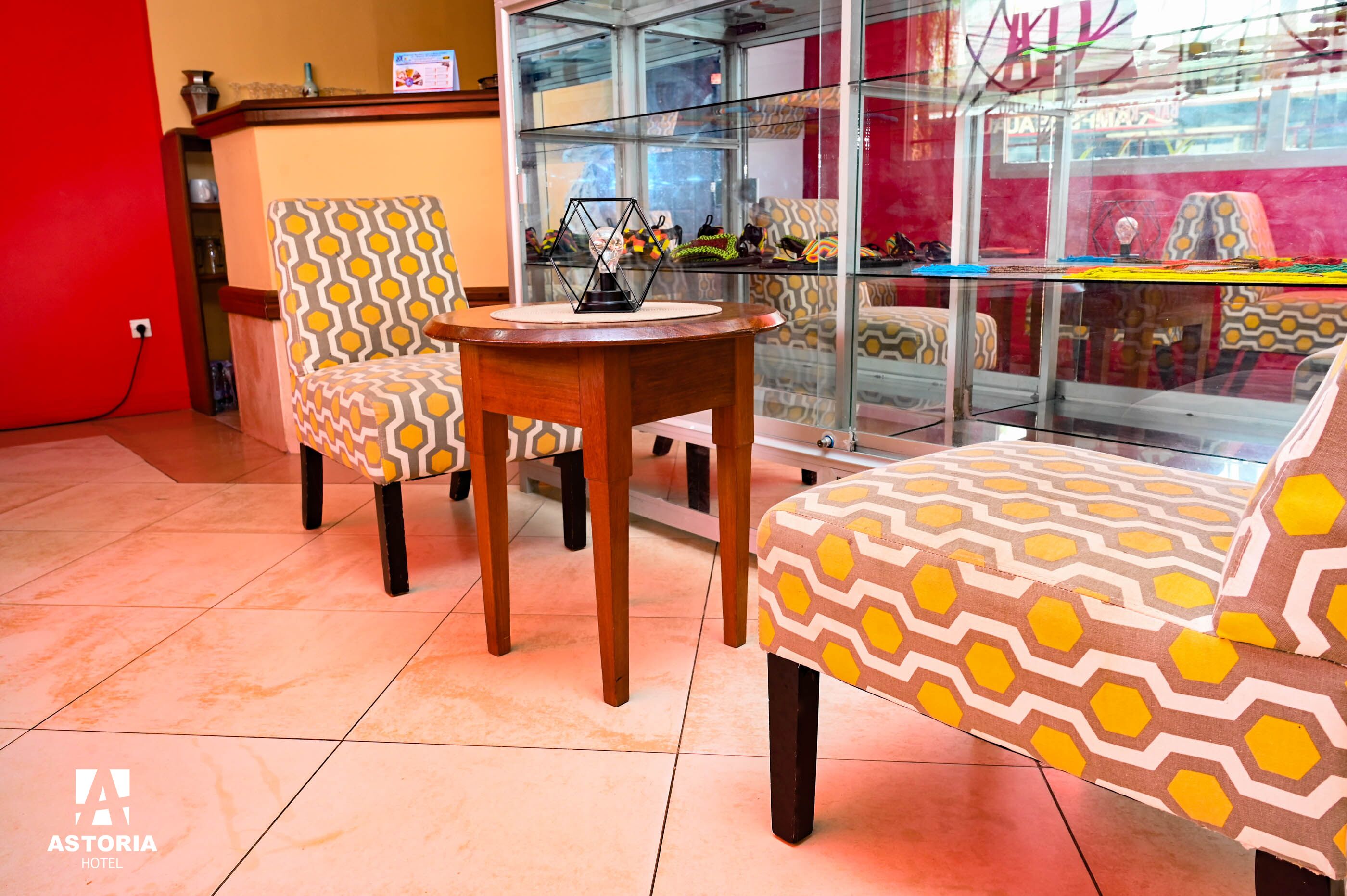 TV connectée de 42 pouces avec chaînes par satellite, télévision