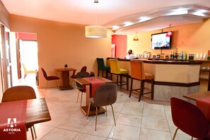 Bar (en el alojamiento)