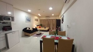 Living area - MY's Suites (Kuala Lumpur)