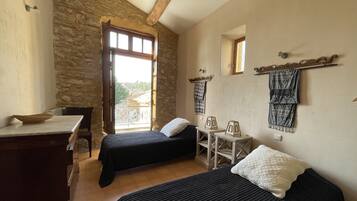 12 chambres, fer et planche Ă repasser, lit parapluie, Wi-Fi gratuit