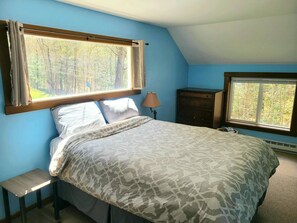 2 chambres, fer et planche à repasser, Wi-Fi gratuit, draps fournis