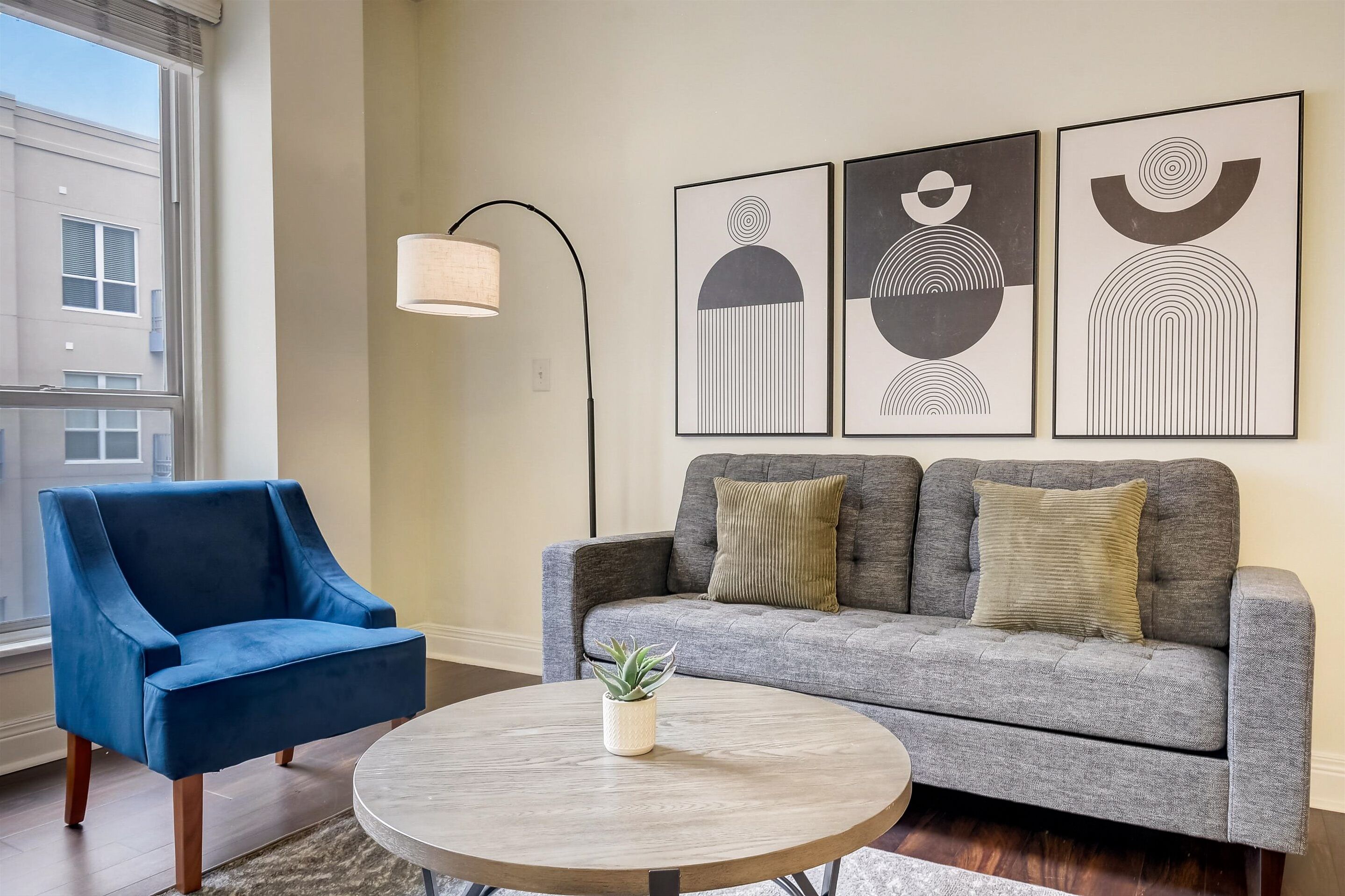 FRONTDESK The Maxwell Apts Downtown Indianapolis in Indianapolis Find