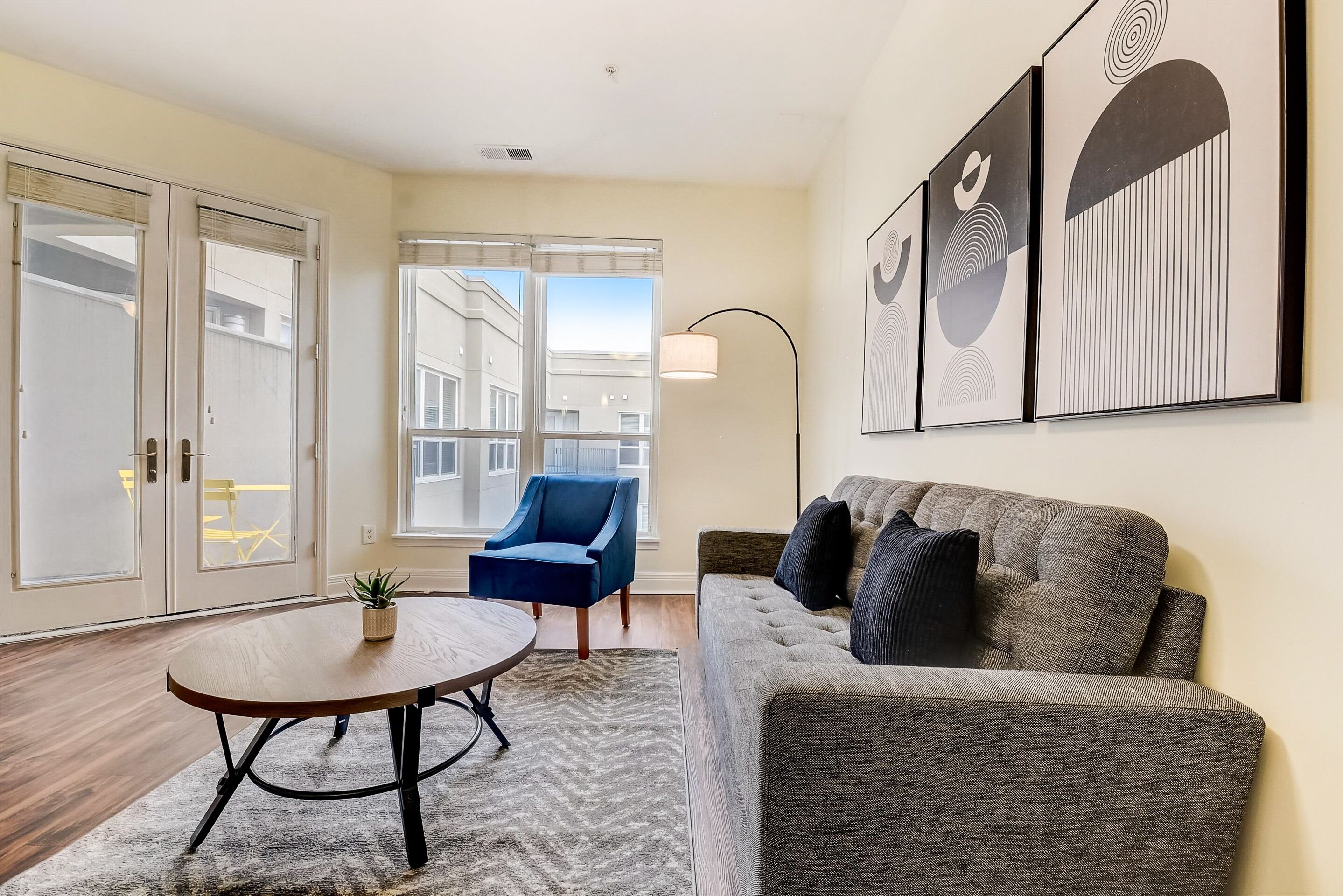 FRONTDESK The Maxwell Apts Downtown Indianapolis in Indianapolis Find