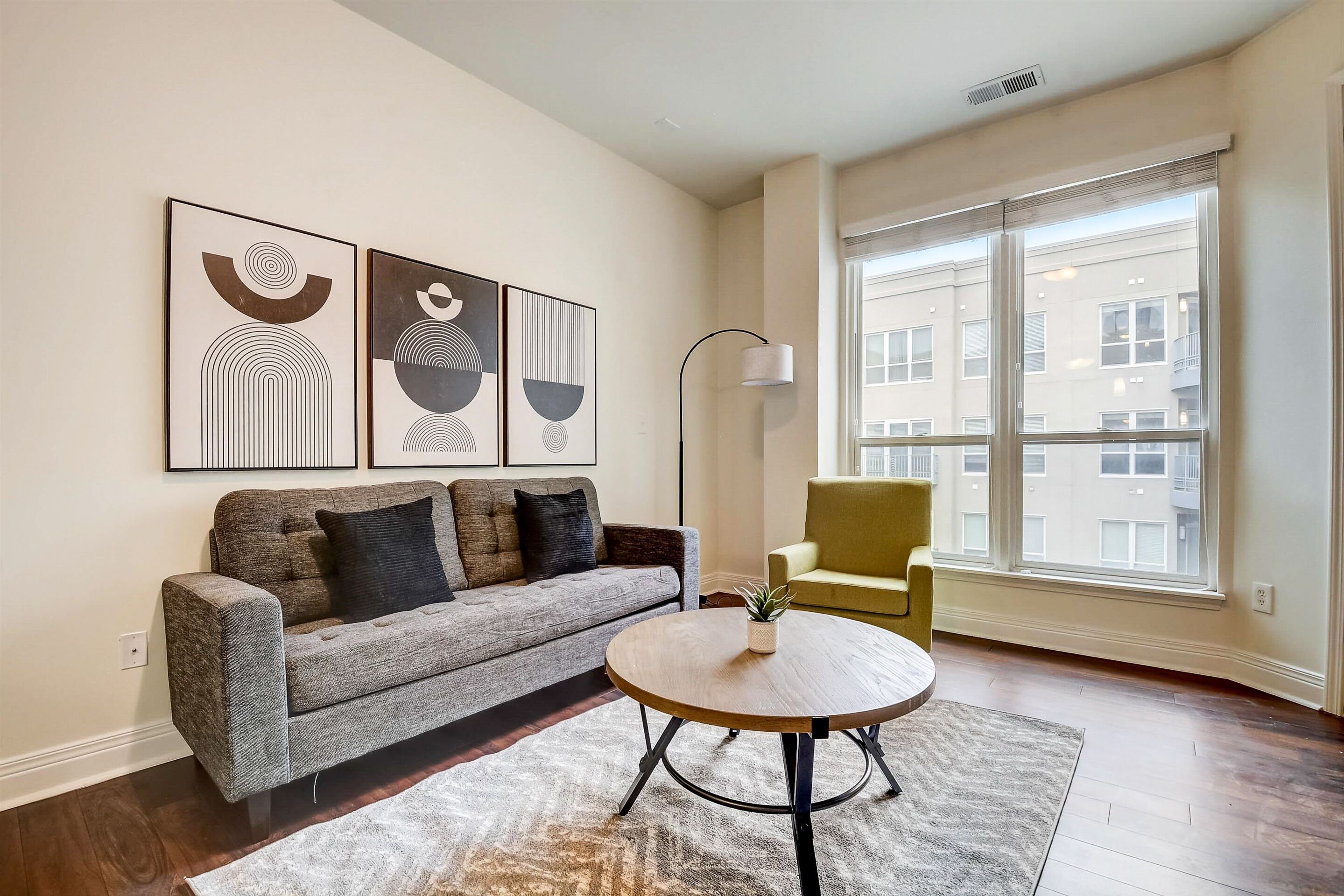 FRONTDESK The Maxwell Apts Downtown Indianapolis in Indianapolis Find