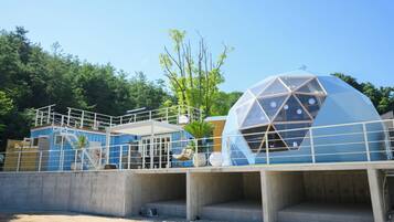 宙の棟 禁煙 | 羽毛の掛け布団、WiFi (無料)