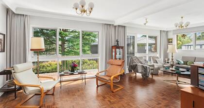 BOUTIQUE STAYS - That 70s House