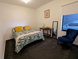 2 عدّة غرف نوم ومكتب ومكواة/لوح كي وواي فاي مجانًا