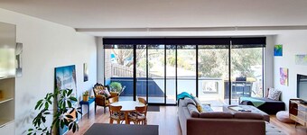 Cute, cozy country escape in a new unit close to cherry and strawberry orchards