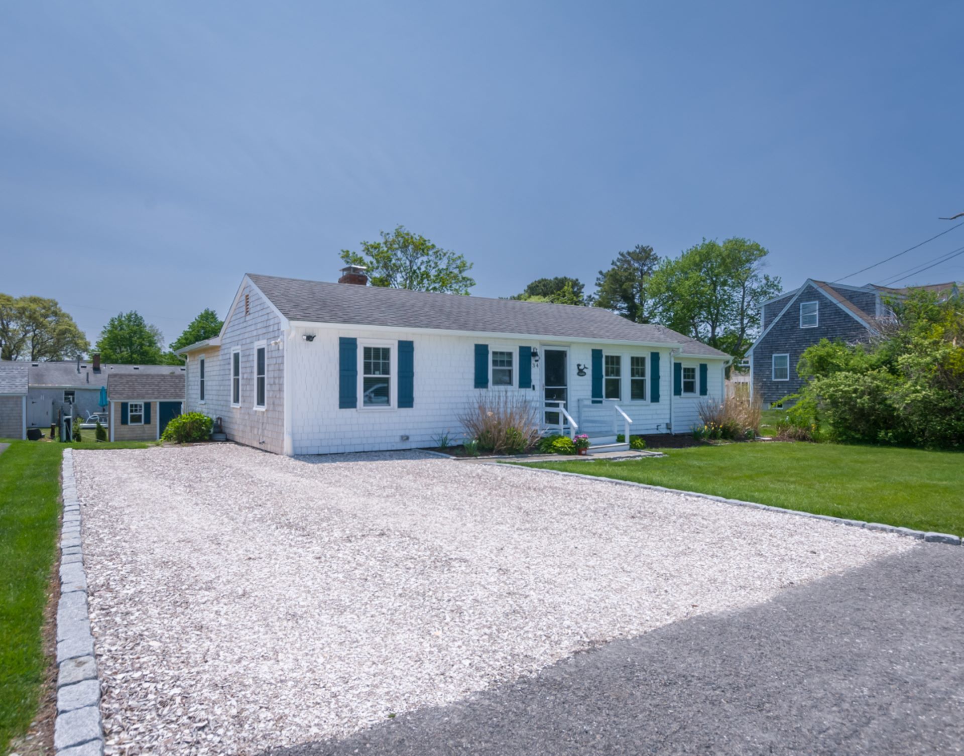 Simply Delightful Cape Cottage in Popular Town Neck Neighborhood Close to Boardwalk