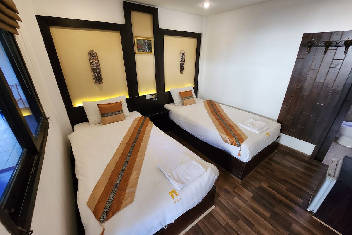 Superior Twin Room | Free WiFi, bed sheets