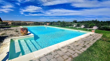 Udendørs pool