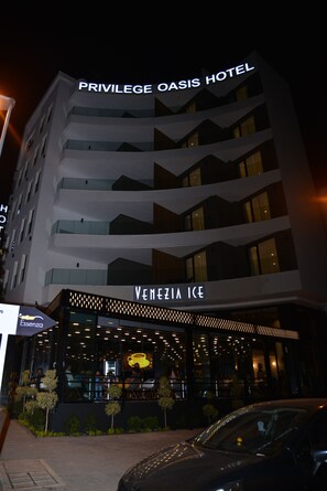 Front of property - Privilège Oasis Hôtel (Casablanca)