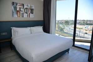 Deluxe Double Room | In-room safe, soundproofing, iron/ironing board, free WiFi - Privilège Oasis Hôtel (Casablanca)