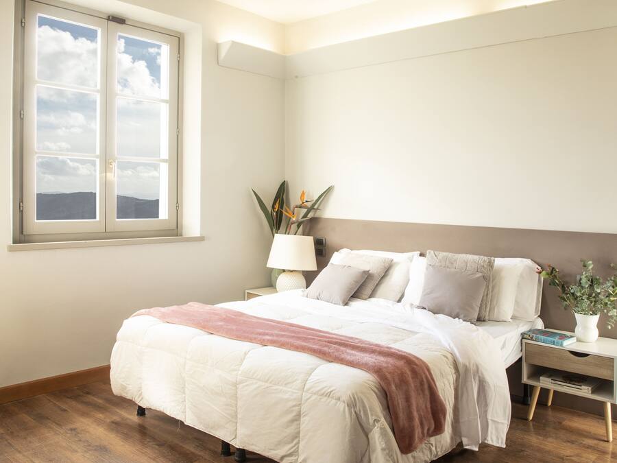 Camera Classic vista valle o terrazza privata | Roupas de cama premium, edredons de pluma, frigobar, cofres nos quartos