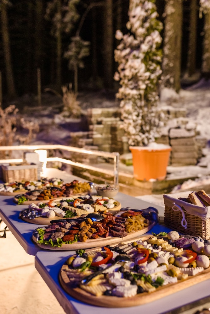 Hotel Cindrel by null