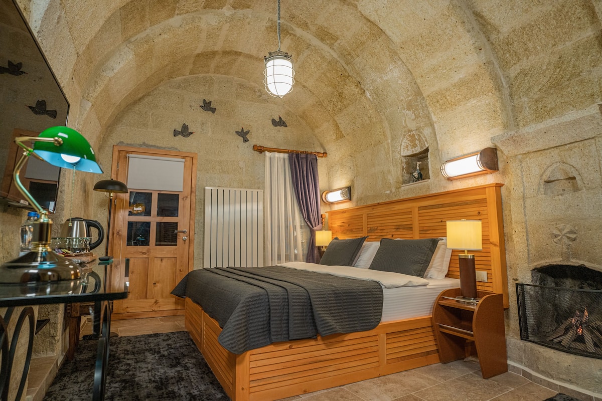 Chambre Sénior, 1 chambre, vue montagne | Literie de qualité supérieure, couette en duvet d'oie