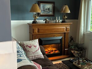 Smart TV, video library, printers