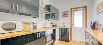 Apartamento vacacional "Gandia Center" 2BR WiFi + Parking